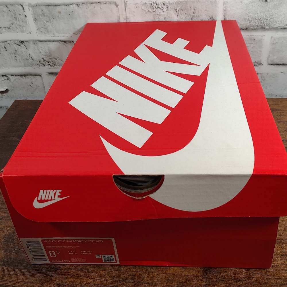 NIKE Air More Uptempo Sneakers Women's Size 8.5 DZ5227-001 New - Picture 8 of 9
